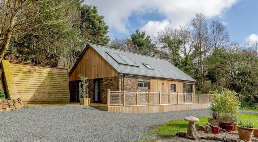 Photo of 2 Bed in North Tamerton