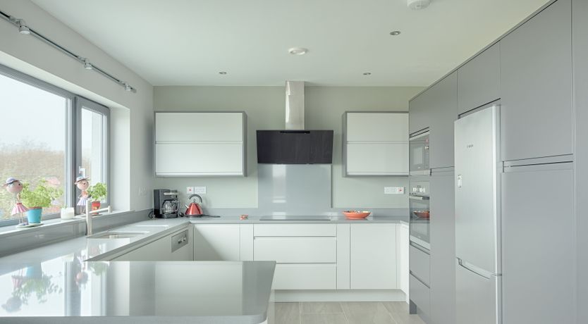 Photo of Deluxe Roundstone Escape