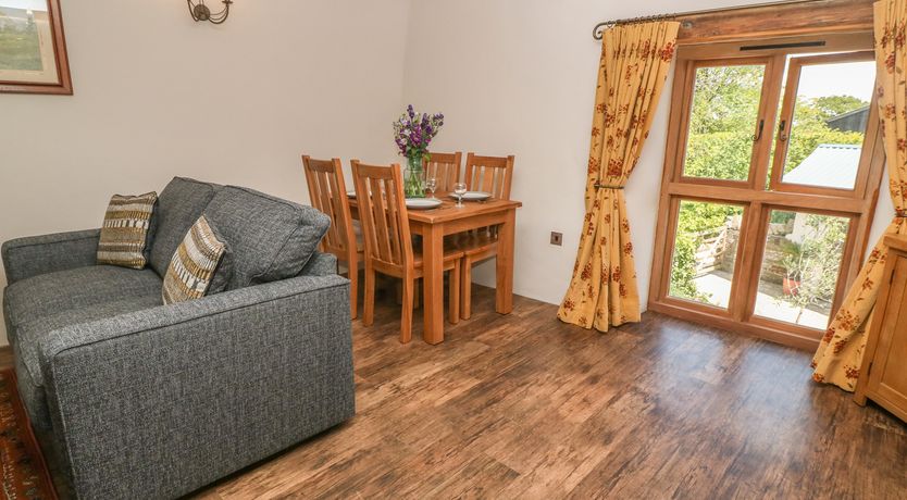 Photo of Badharlick Granary