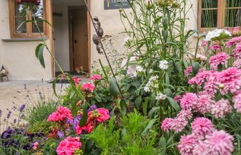 Badharlick Granary Holiday Cottage