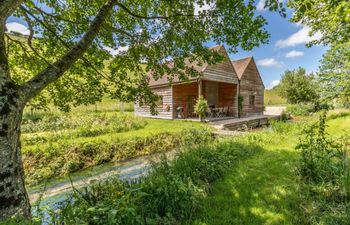 2 Bed in Dorchester Holiday Cottage