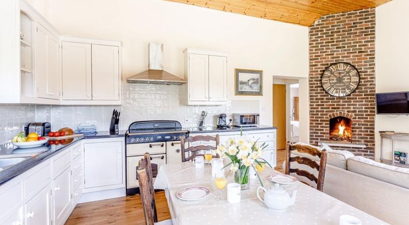 Photo of 2 Bed in Sydling St. Nicholas