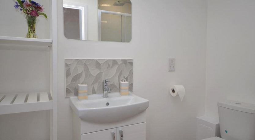 Photo of 1 Bed in Williton