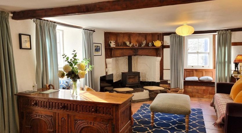 Photo of 3 Bed in Kingsbridge