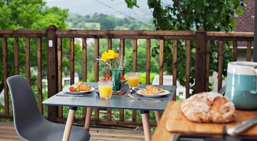 Photo of 1 Bed in Gilwern