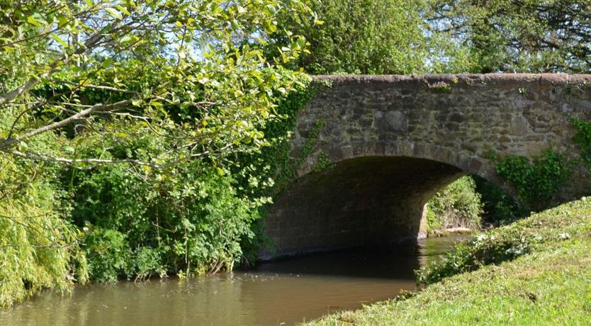 Photo of 1 Bed in Williton