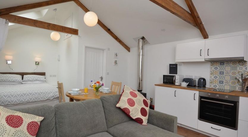 Photo of 1 Bed in Williton