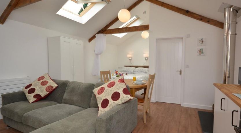 Photo of 1 Bed in Williton