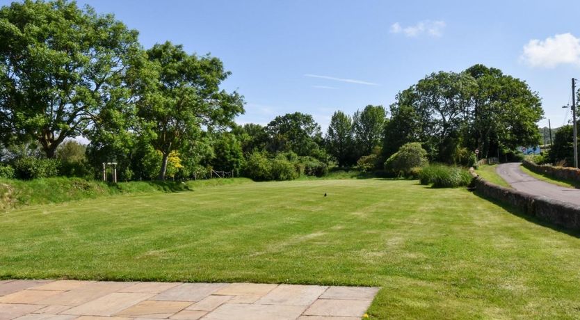 Photo of 1 Bed in Williton