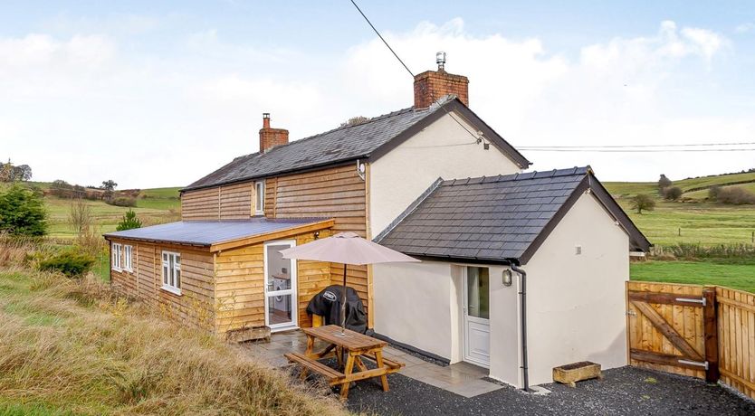 Photo of 3 Bed in Llandrindod Wells