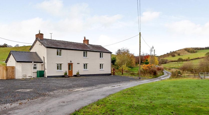 Photo of 3 Bed in Llandrindod Wells