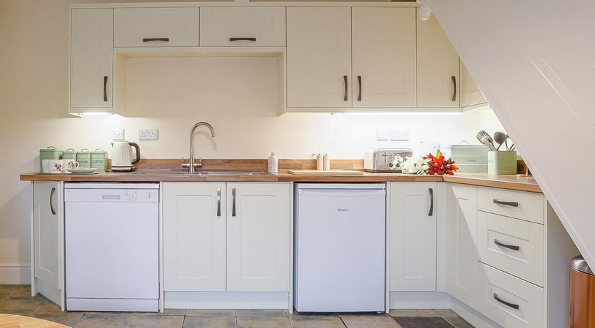 Photo of 3 Bed in Llaithddu