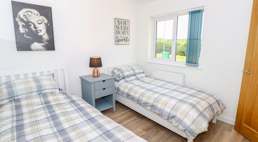 Photo of 6 Yarmouth Cottages