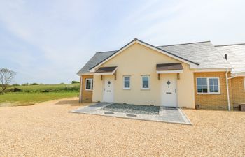 5 Yarmouth Cottages Holiday Cottage