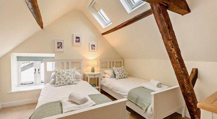 Photo of 2 Bed in Appledore