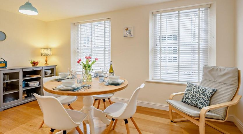 Photo of 2 Bed in Appledore