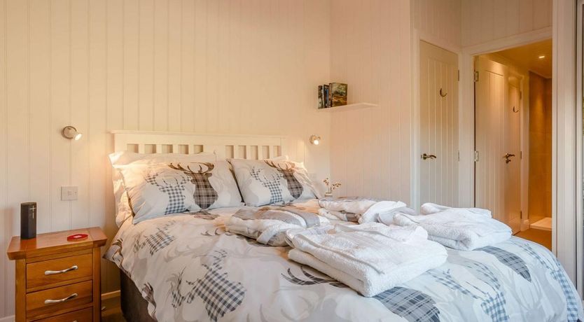 Photo of 2 Bed in Glenhinnisdal