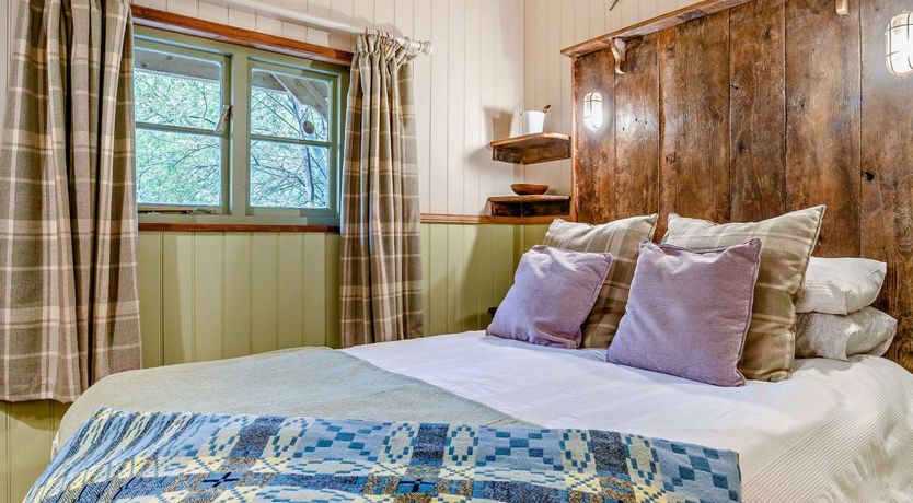 Photo of 1 Bed in Abergavenny