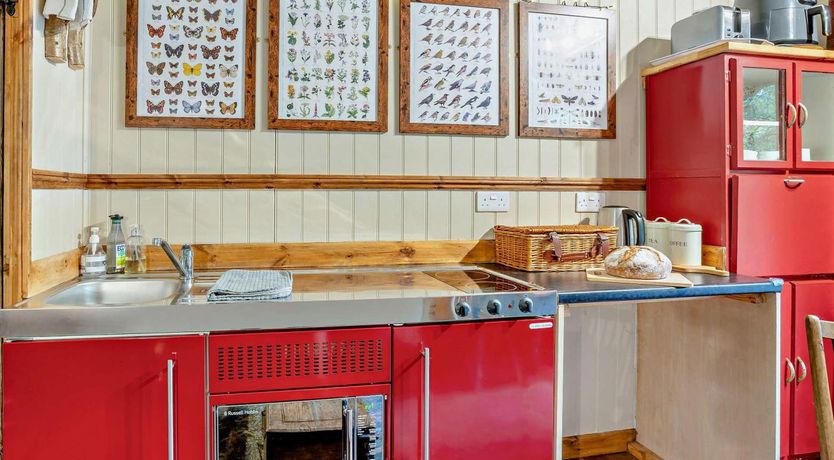 Photo of 1 Bed in Abergavenny