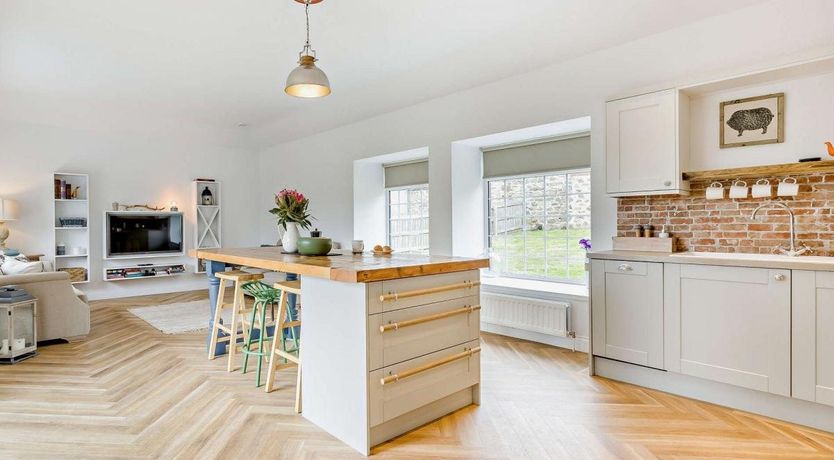 Photo of 3 Bed in Glenclova