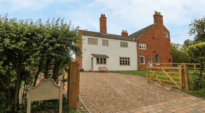 Photo of Warren House Cottage