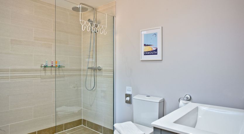 Photo of Oak Lodge, South View Lodges, Exeter