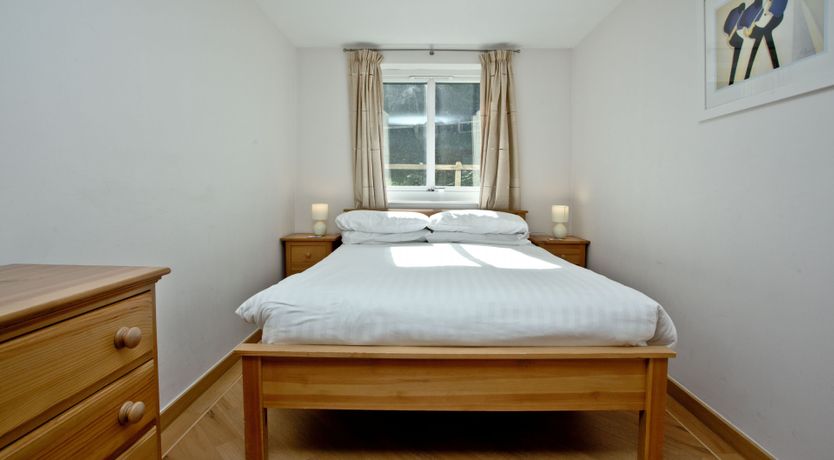 Photo of 2 Red Rock Apartments, Dawlish Warren