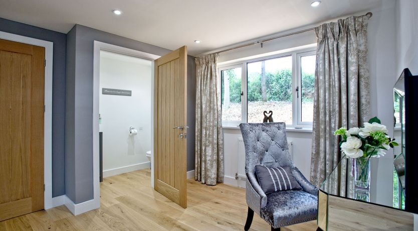 Photo of Cedar Lodge, South View Lodges, Exeter