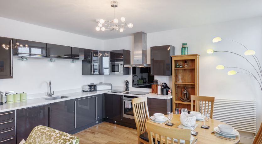 Photo of 9 At The Beach, Torcross