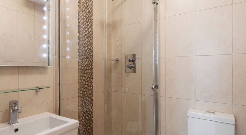 Photo of 9 At The Beach, Torcross