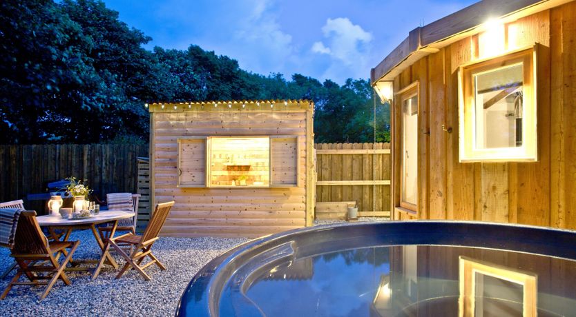 Photo of Fern Leaf Roundhouse, East Thorne, Bude