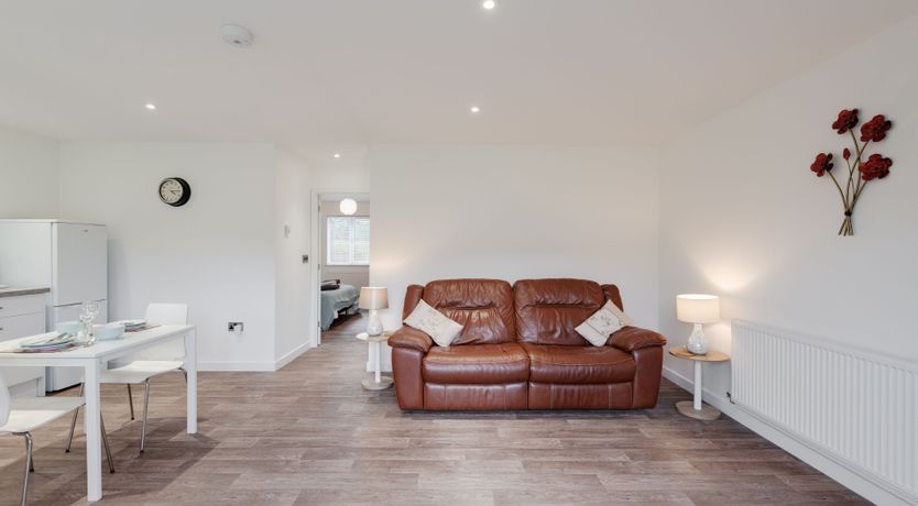 Photo of The Clover Lodge, Redlake Farm, Somerton