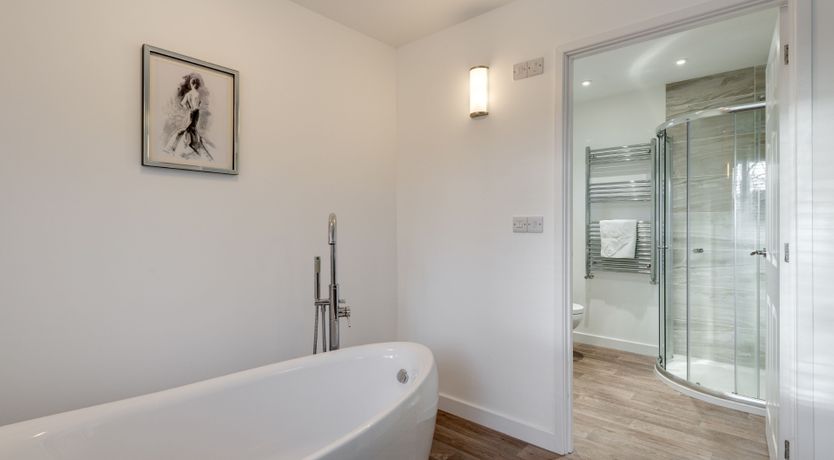 Photo of The Clover Lodge, Redlake Farm, Somerton