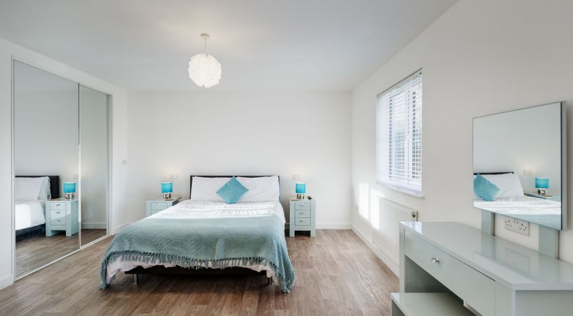 Photo of The Clover Lodge, Redlake Farm, Somerton