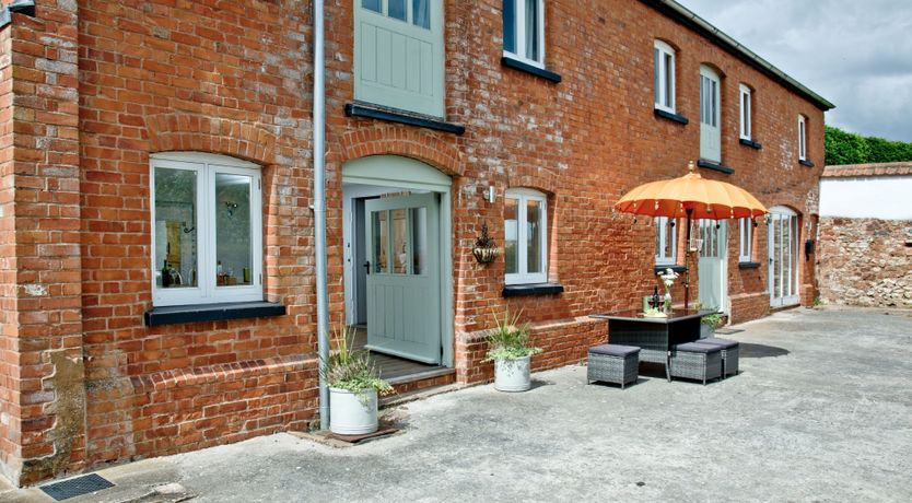 Photo of The Wine Lodge, Kenton Park Estate, Exeter