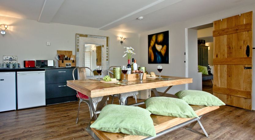 Photo of The Wine Lodge, Kenton Park Estate, Exeter