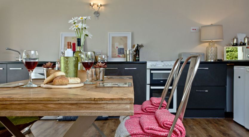 Photo of The Wine Lodge, Kenton Park Estate, Exeter