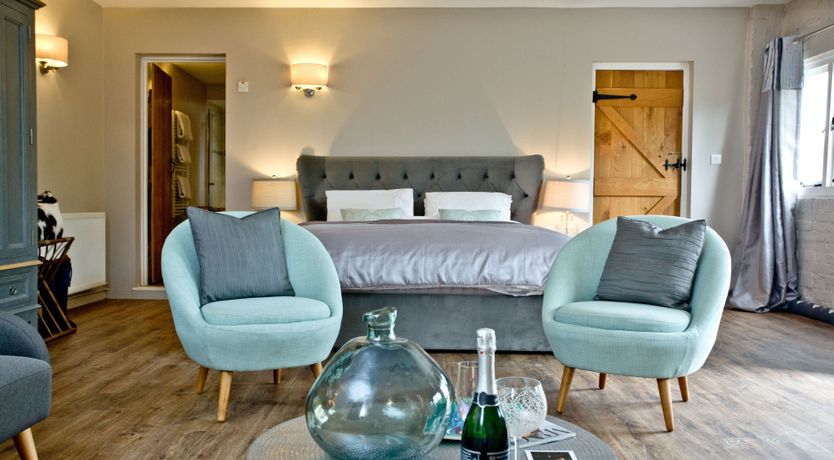 Photo of The Wine Lodge, Kenton Park Estate, Exeter