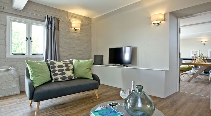 Photo of The Wine Lodge, Kenton Park Estate, Exeter