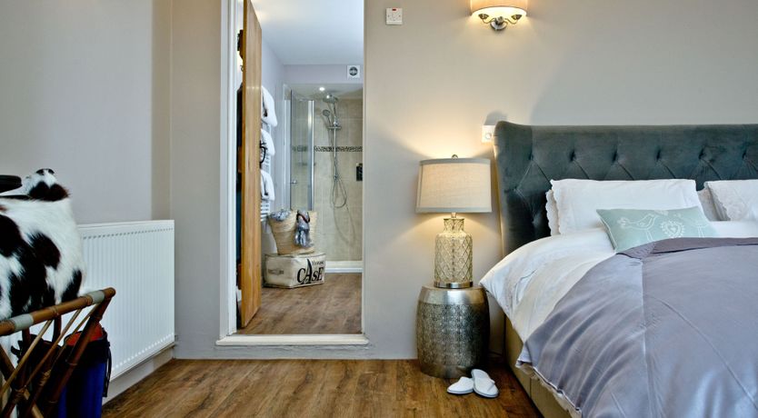 Photo of The Wine Lodge, Kenton Park Estate, Exeter