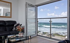Photo of 5 Fistral Beach, Newquay