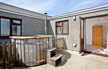 Wheal Jane, Wheal Dream,  Nr Porthleven Holiday Cottage