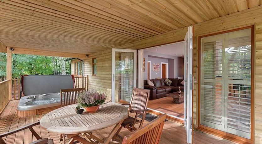 Photo of Willow Lodge, South View Lodges, Exeter