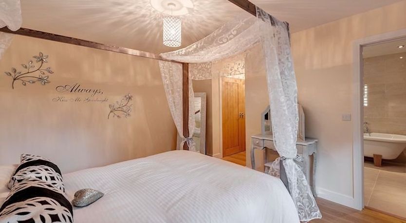 Photo of Willow Lodge, South View Lodges, Exeter