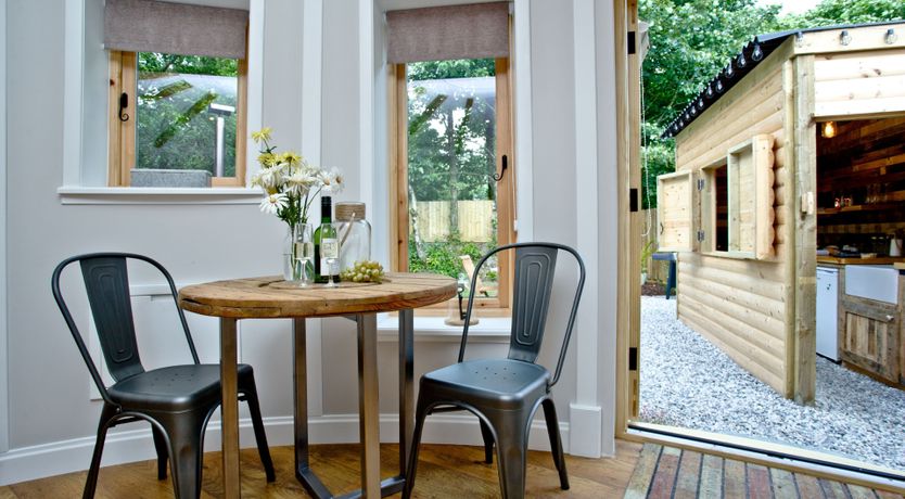 Photo of The Roundhouse, East Thorne, Bude