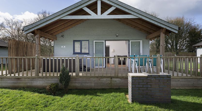 Photo of Woodpecker Lodge, Redlake Farm, Somerton