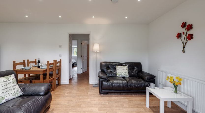 Photo of Woodpecker Lodge, Redlake Farm, Somerton