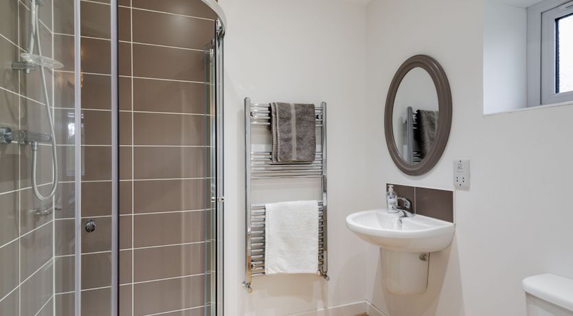 Photo of Woodpecker Lodge, Redlake Farm, Somerton