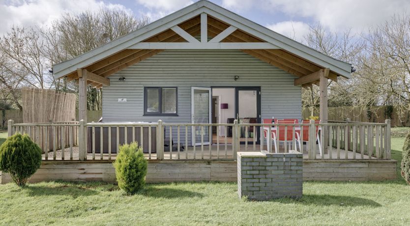 Photo of Kingfisher Lodge, Redlake Farm, Somerton