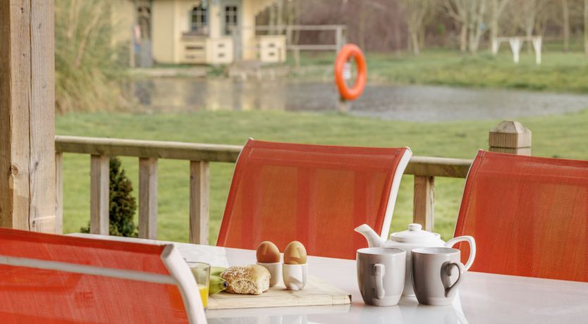 Photo of Kingfisher Lodge, Redlake Farm, Somerton